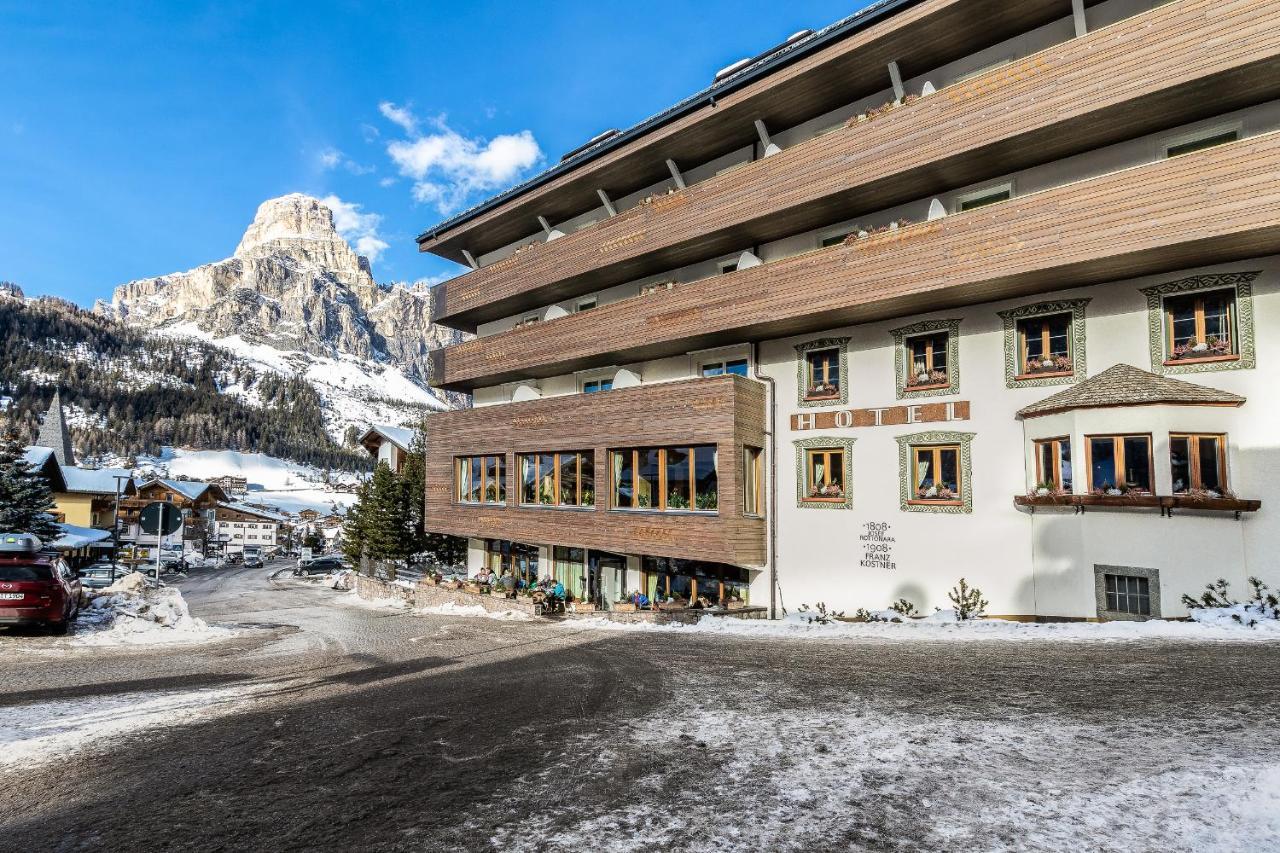 Posta Zirm Hotel Corvara In Badia Kültér fotó