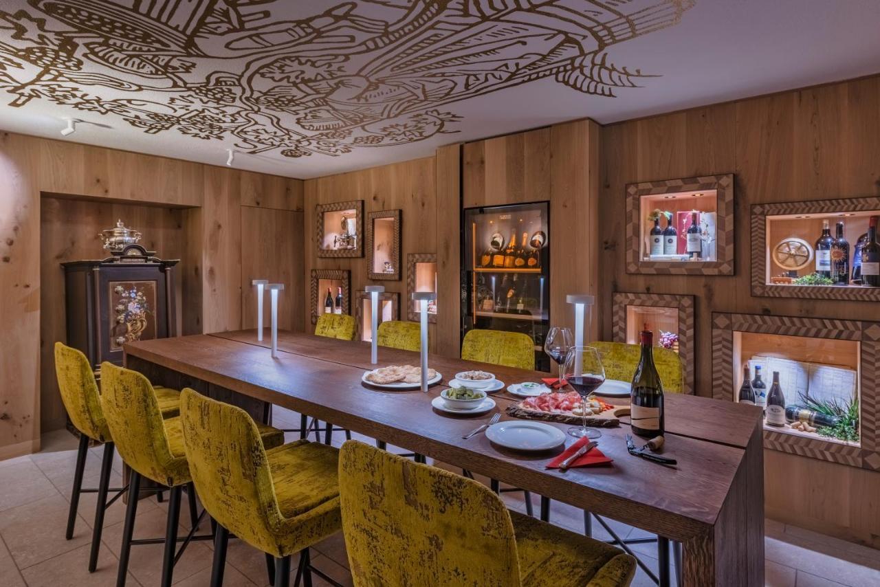Posta Zirm Hotel Corvara In Badia Kültér fotó