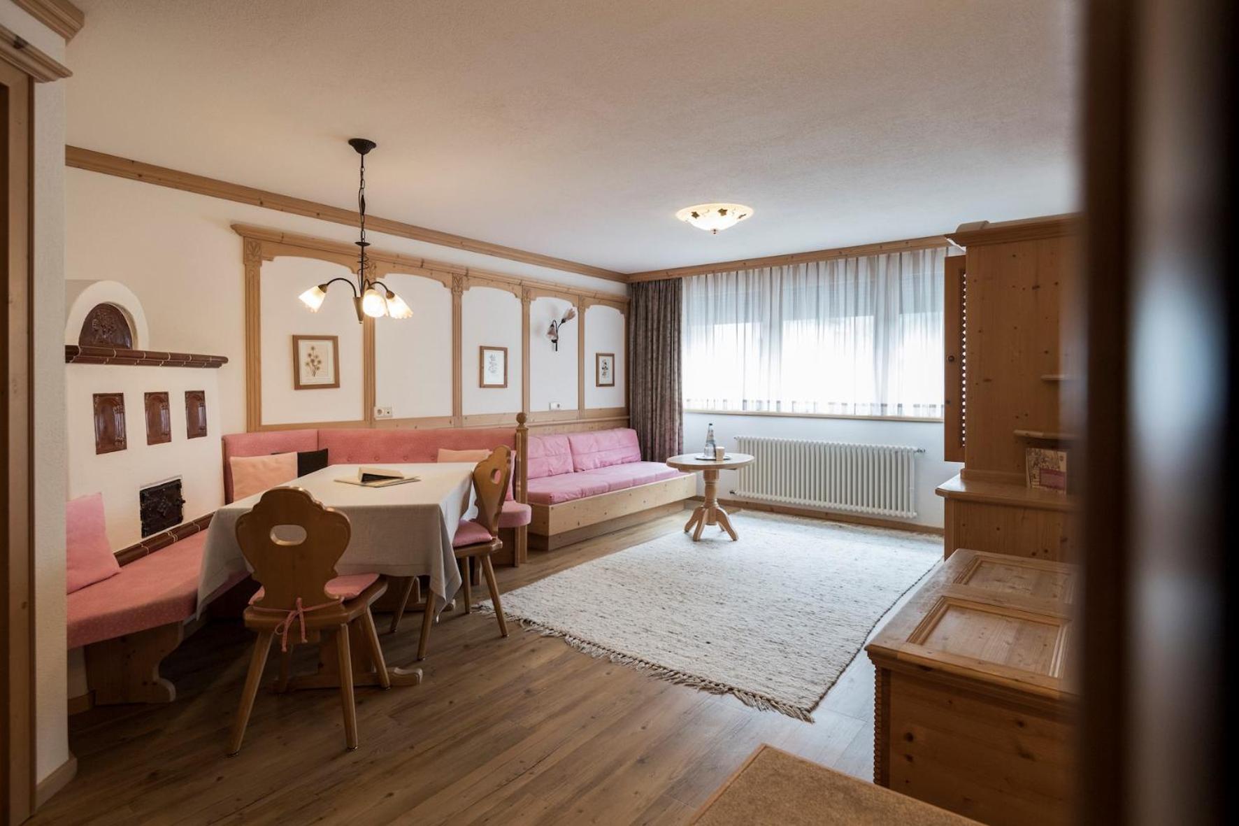 Posta Zirm Hotel Corvara In Badia Kültér fotó