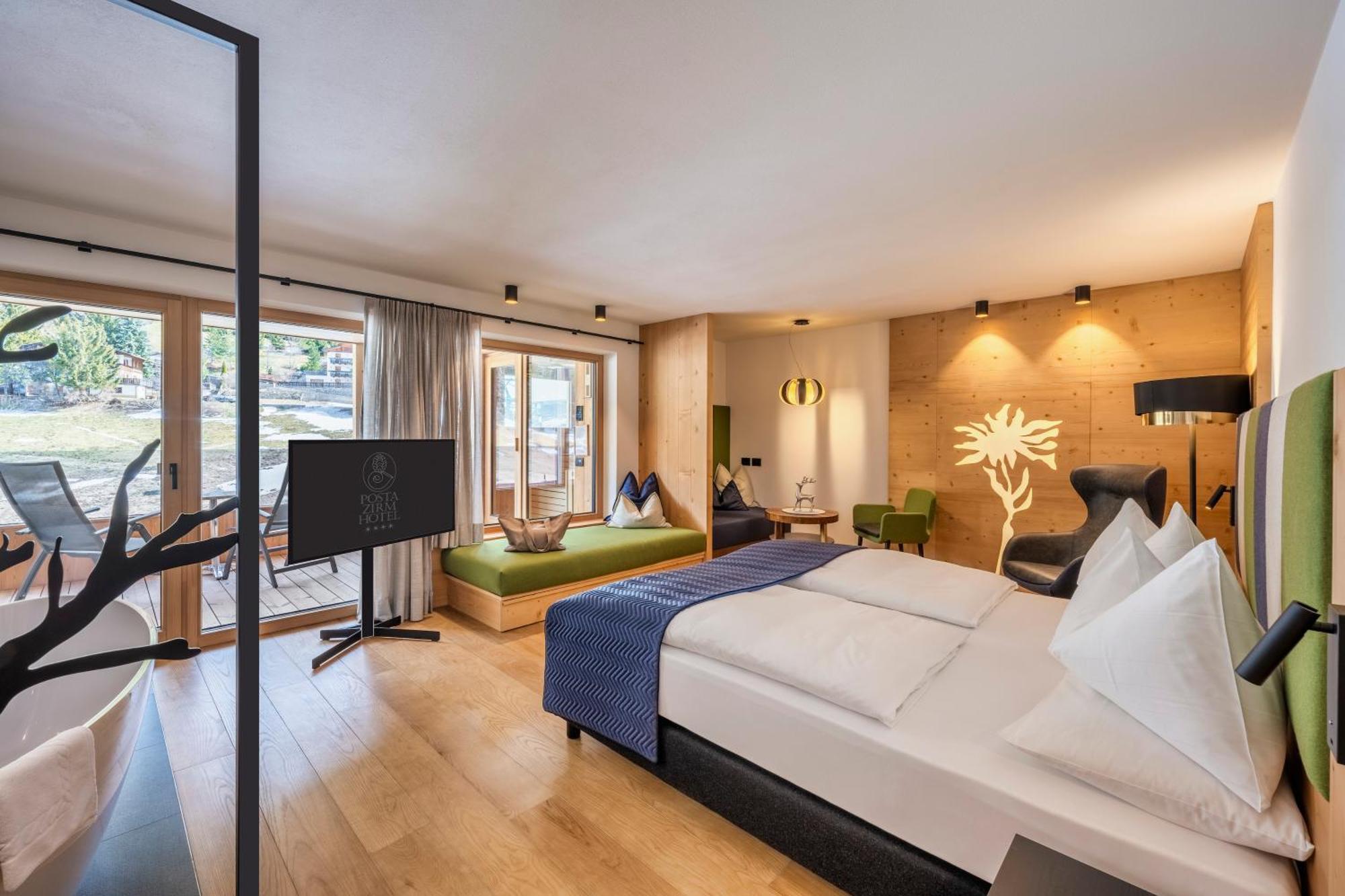 Posta Zirm Hotel Corvara In Badia Kültér fotó