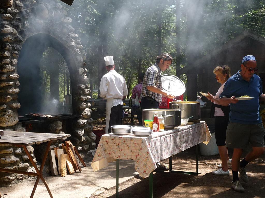 Posta Zirm Hotel Corvara In Badia Kültér fotó